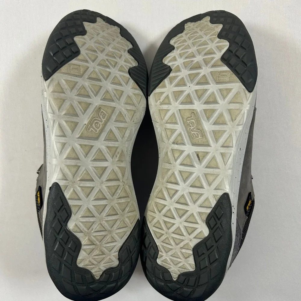 Teva Arrowood WP Hiking Shoes Womens 10 Gray Purple Waterproof Leather 1014566‎